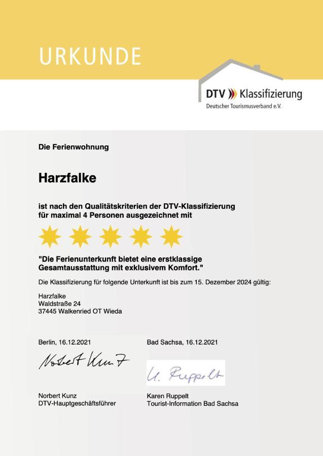 Harzfalke - Ankommen Und Wohlfuehlen. *